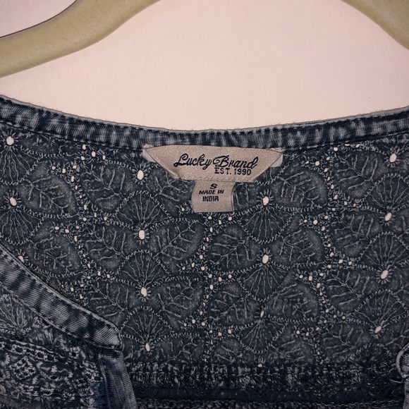 Top - Picture 2 of 4